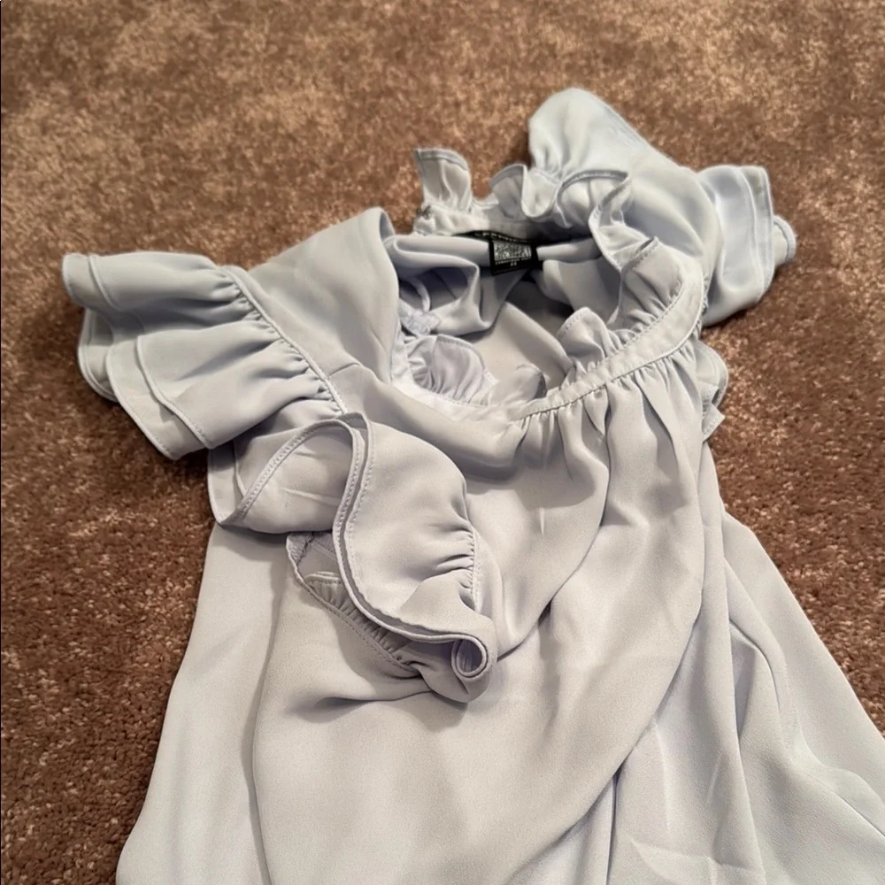 Express Ruffle Blouse - Picture 7 of 8